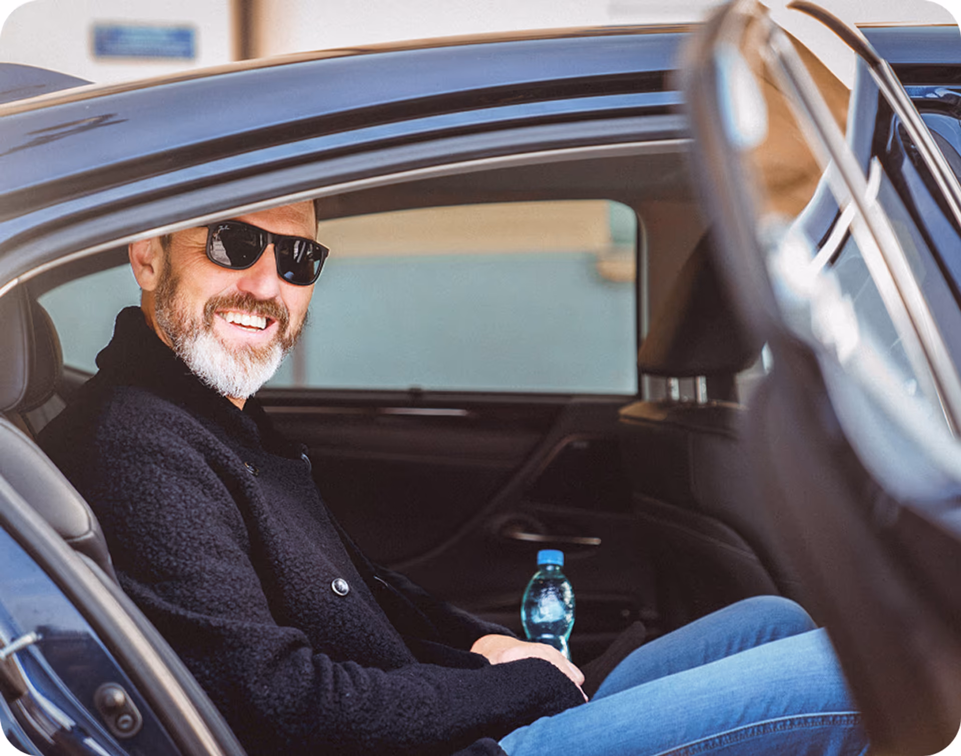 Illustration éditoriale — Développer une activité de transport privé et de tourisme avec Daytrip